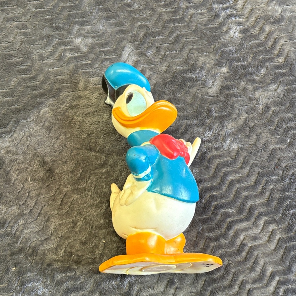 Vintage Disney Donald Duck Coin Bank Piggy Bank by Illco Rubber 11" With Stopper